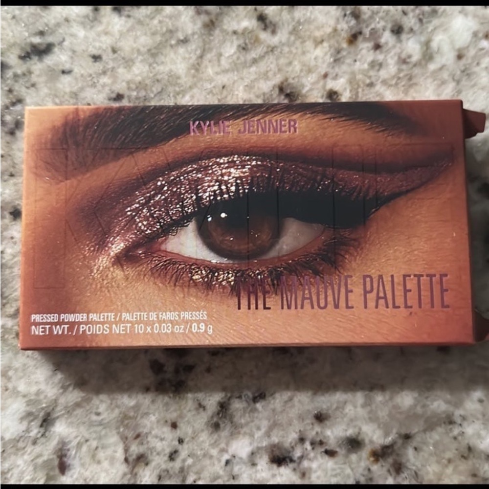 Kylie Jenner The Mauve Palette NWT